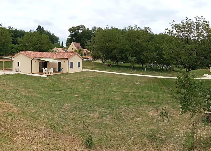 Charme En Périgord Avec Jardin Et Parking - Fr-1-616-536 Hébergement de vacances *